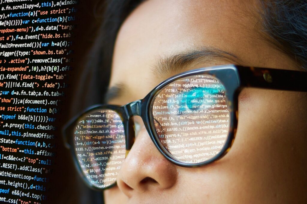 Introdução ao Desenvolvimento Web: HTML, CSS e Javascript 3 woman 3597095 1280